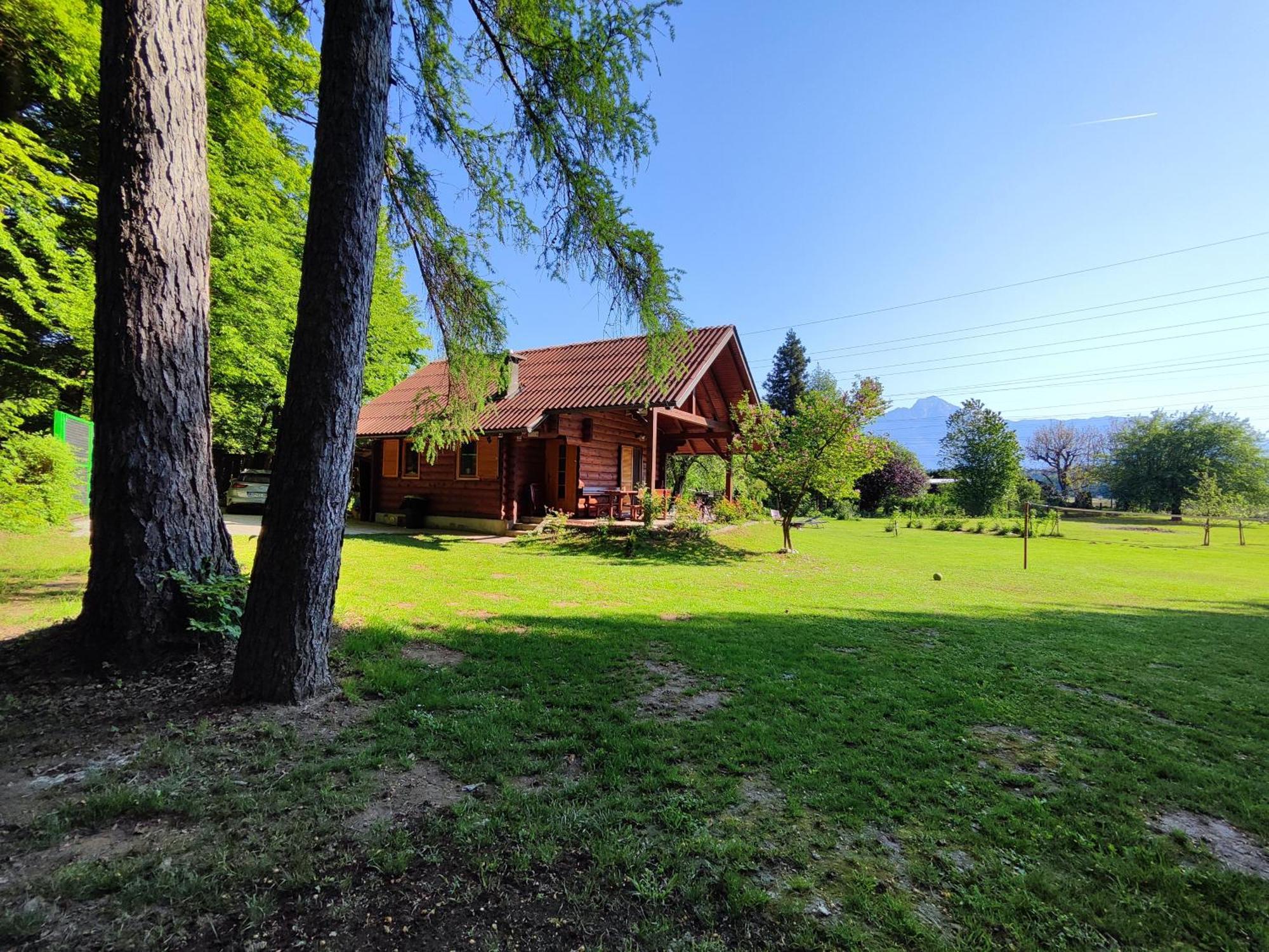 Silent Orchard Villa Naklo Dış mekan fotoğraf