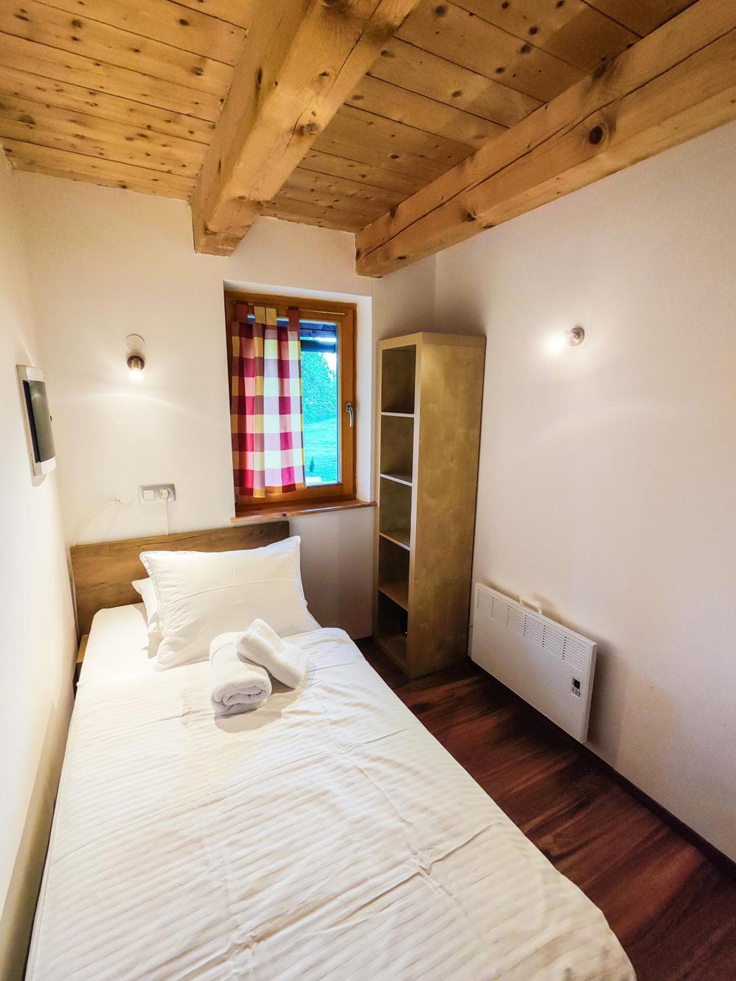 Silent Orchard Villa Naklo Dış mekan fotoğraf